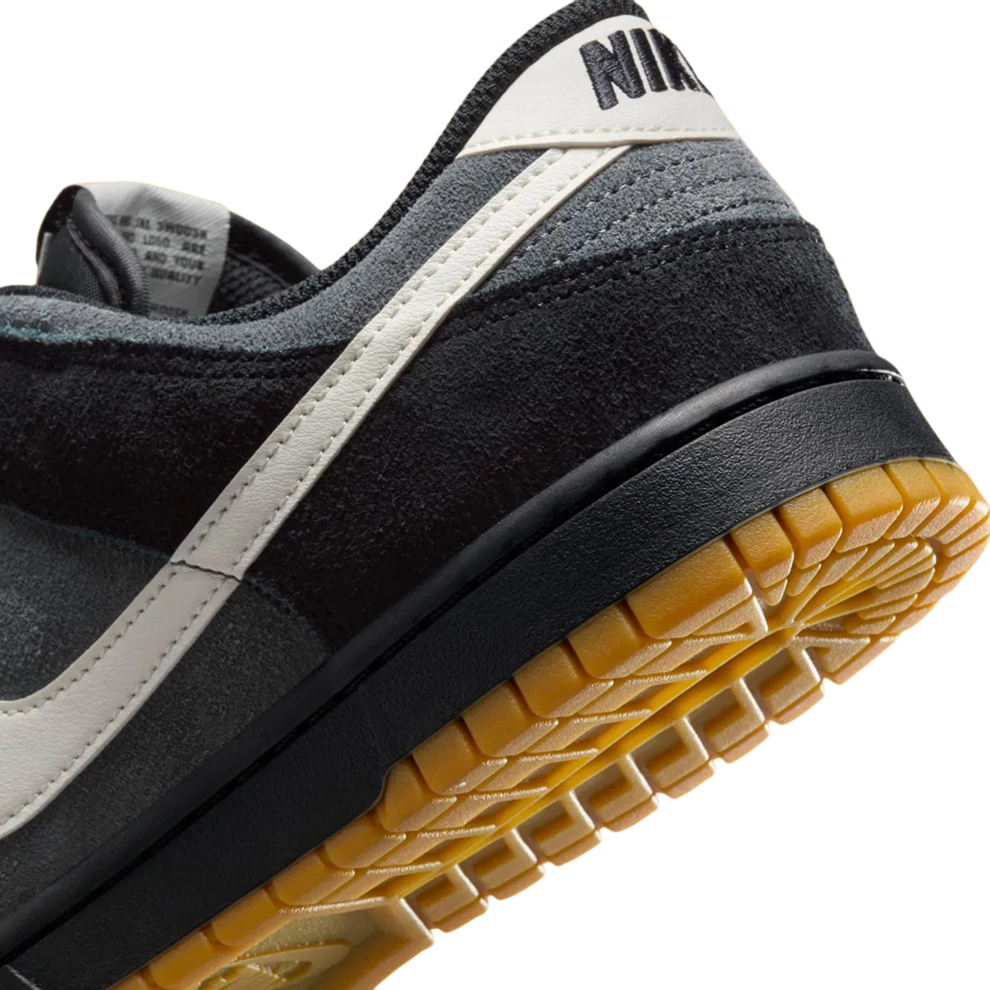 Dunk Low SE Black Grey Gum