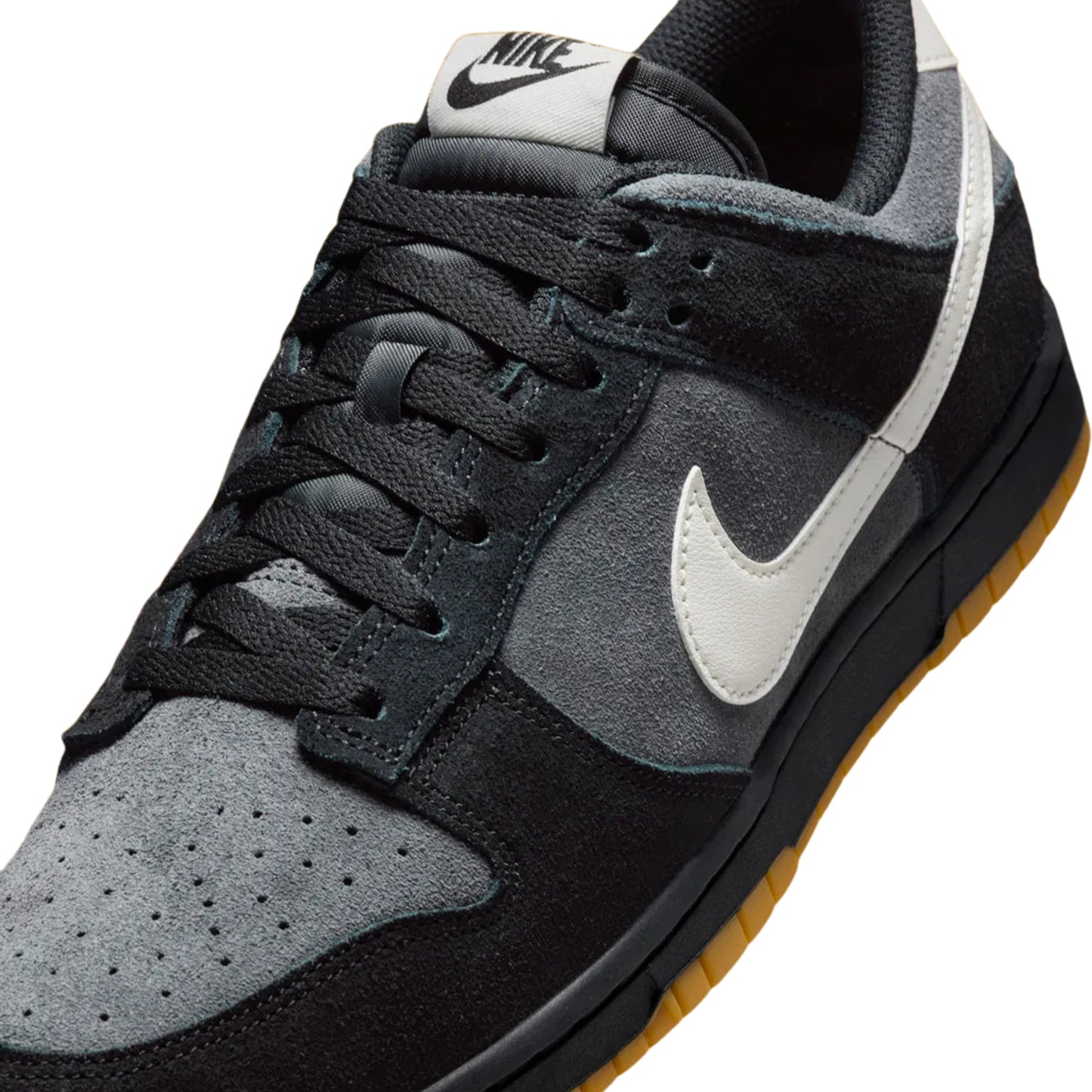 Dunk Low SE Black Grey Gum