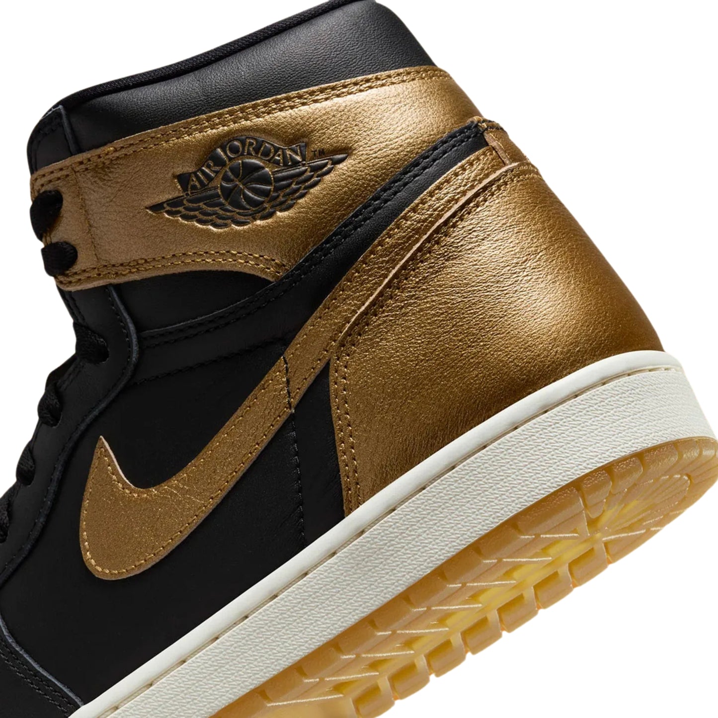 Jordan 1 Retro High OG Black Metallic Gold